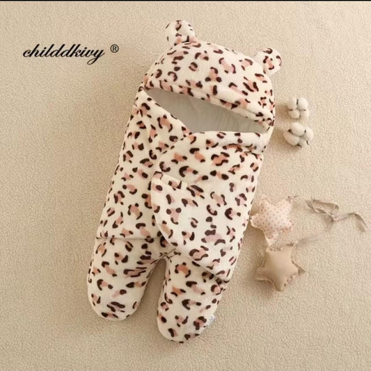 High Five - Swaddling Blanket - Camouflage