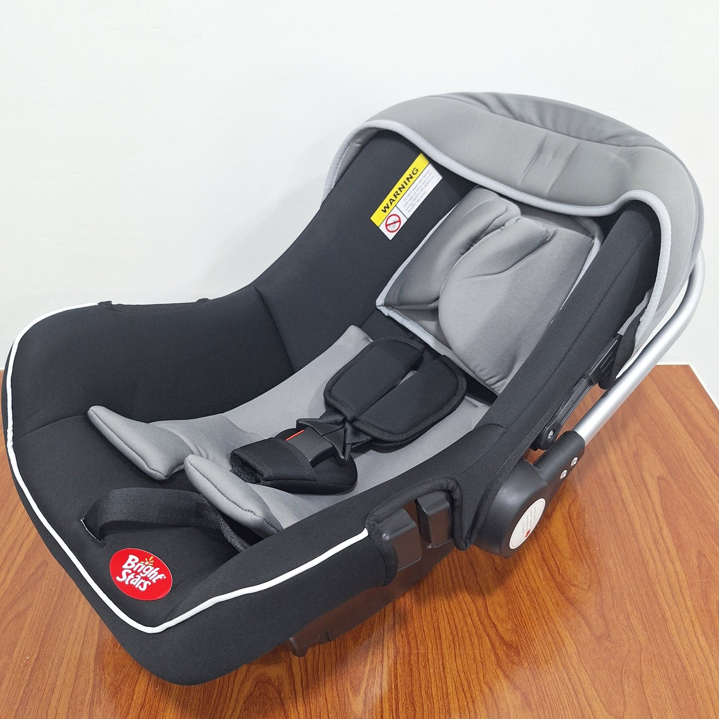 Bright Stars Carry Cot - Gray & Black