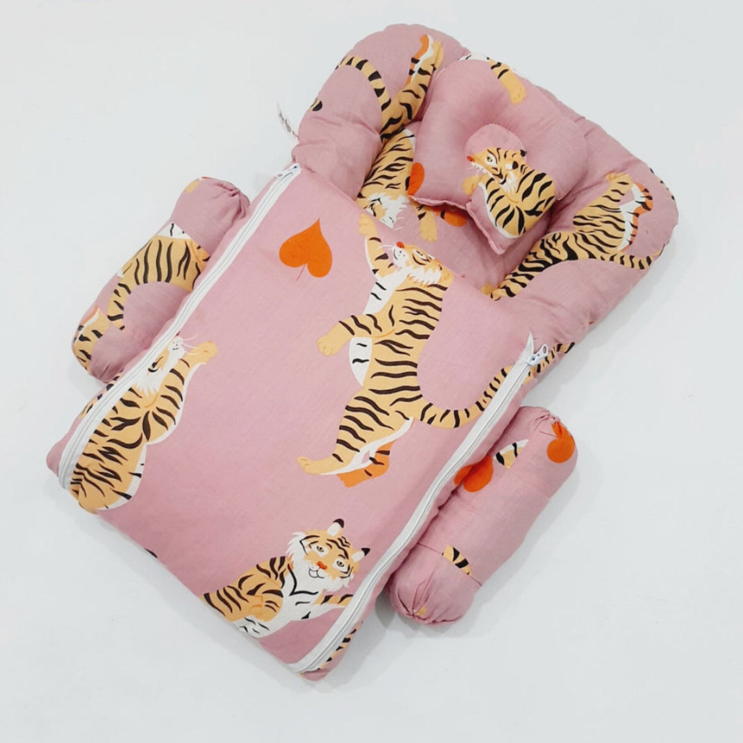 Carry Nest With Pillows - Pink - Tiger