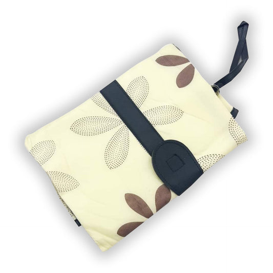 Chieea Diaper Changing Clutch - Yellow