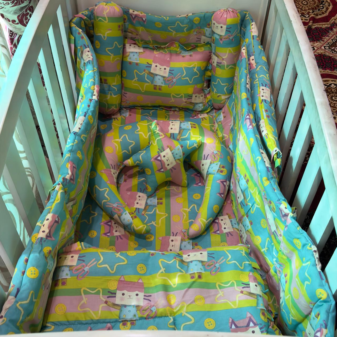 8 Pieces Cot Bedding Set - Lining - Multi-Color