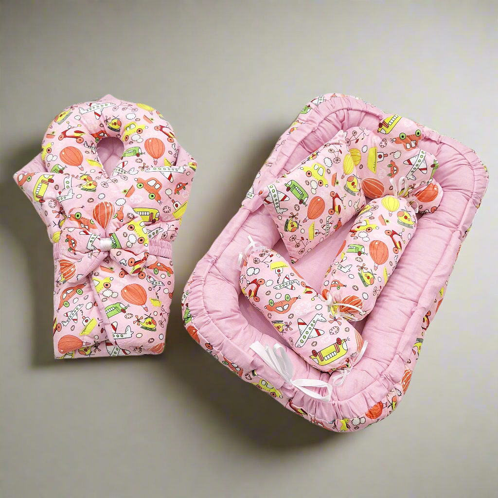 7 Pieces - Velvet Snuggle Bed - Fun Game