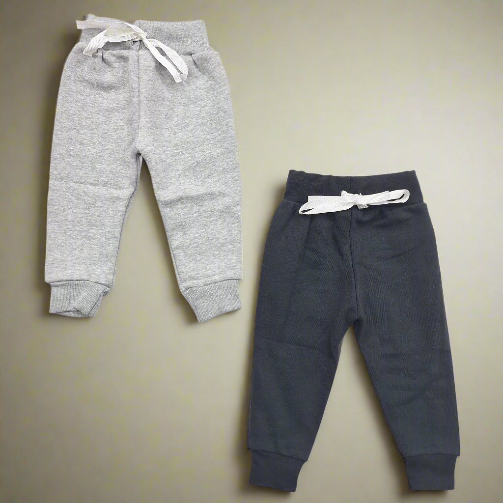 Pack of 2 Fleece Trousers - Light Grey & Black - 4 to 5 Years